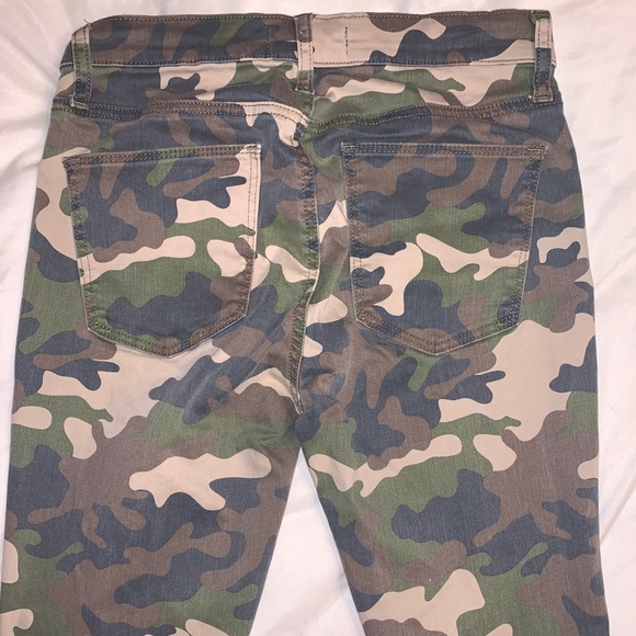 NWOT Gap 1969 Camo Zipper True Skinny Jeans - Picture 4 of 10